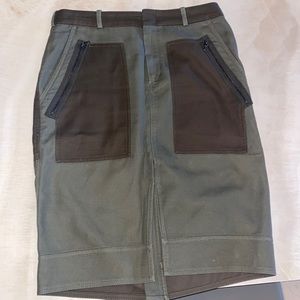 Bcbg green pencil skirt